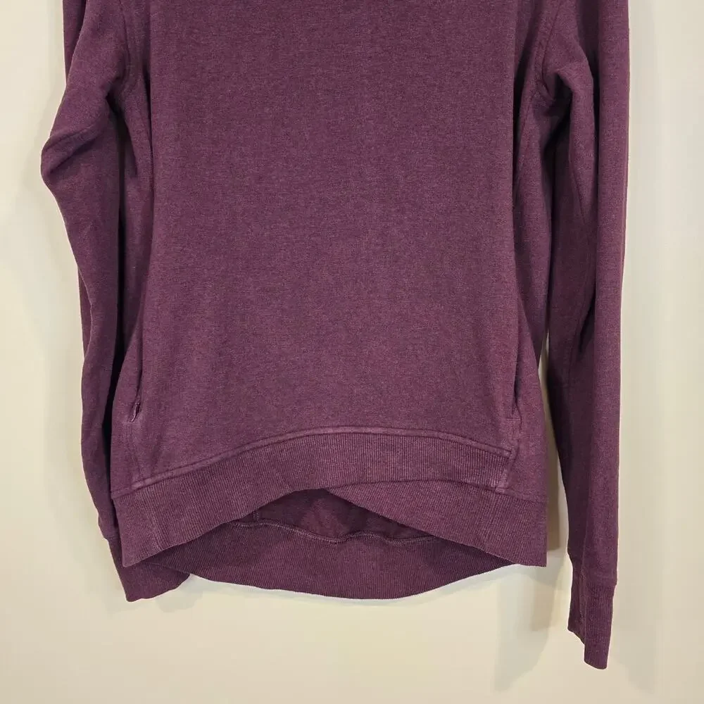 Women's Lululemon Maroon Turtleneck Sweatshirt | Size 6